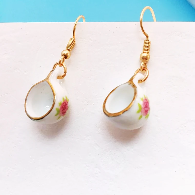 Vintage Handmade Ceramic Cup Design Earrings for Women Chinese Style Blue Pink and White Enamel Teapot Earring Jewelry Gifts