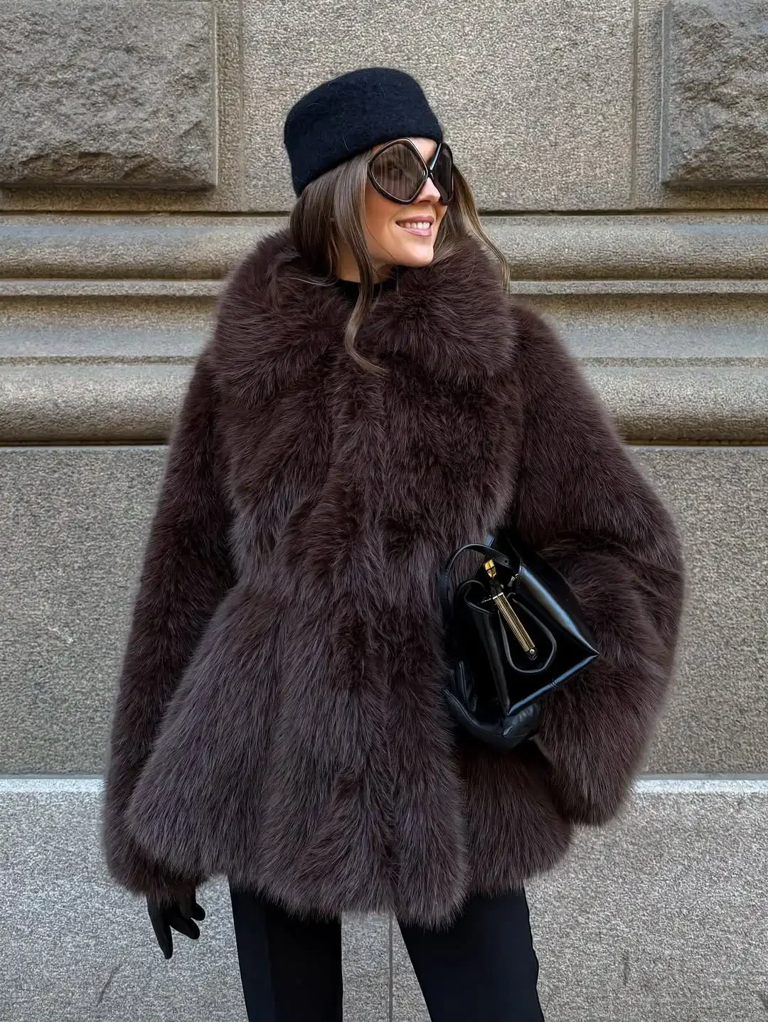 Mode Revers Faux Pelzmantel Frauen Chic Plüsch Lange Ärmeln Taille Cinched Schlanke Warme Jacke 2026 Winter Täglichen Pendeln Straße tragen