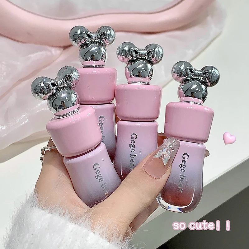 بلسم الشفاه المخملي من Gege Bear يرطب ويضيء لون البشرة، ملمع شفاه مقاوم للماء