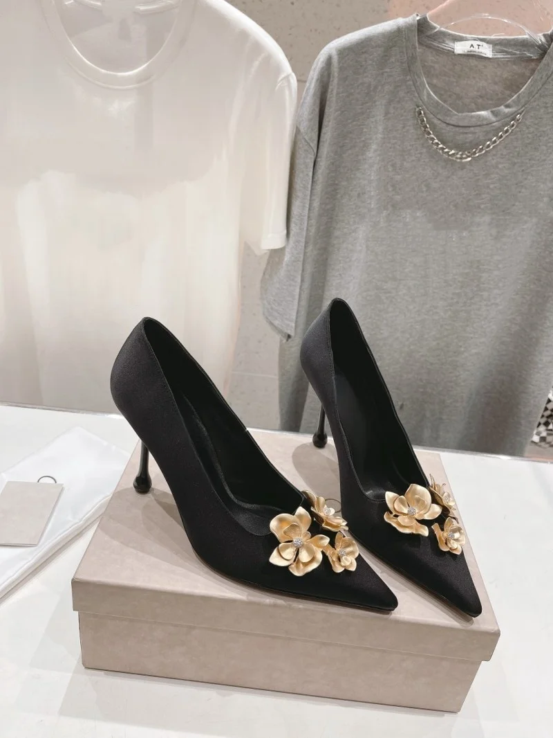 New Sexy Pointed-toe Women's Sandals Fashion Brand Buckle Designer 2026 Summer Comfortable Women's Stiletto Heels view 4