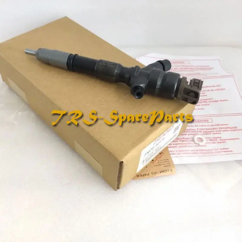 Injector 295900-0240 23670-30170 For Toyota 1KD-FTV