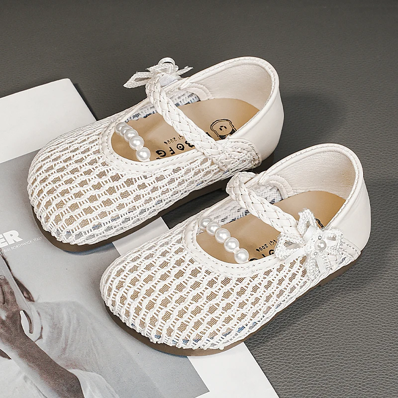 

Girls Mary Jane Shoes Non-Slip Soft Sole Children Lace Flats Shoes with Pearls Bow Kids Mesh Princess Dress Shoes Breathable