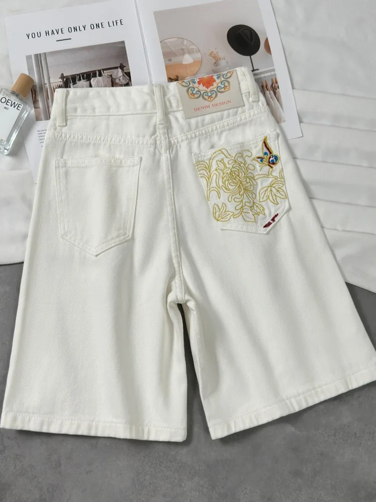 

plus Size White Embroidered A-Line Five-Button Jeans Shorts Women's Summer Loose High Waist Slimming Straight Leg Wide Leg Mi...