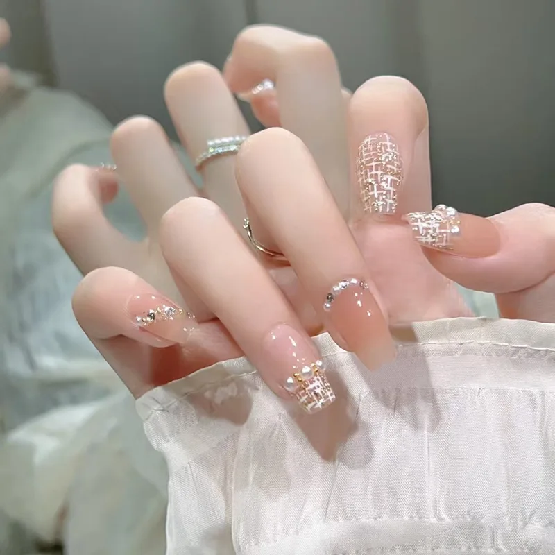 

24pcs Cute Short Coffin Fake Nails Swallow Grid False Nails Sweet Pearl Press on Nails Glitter Diamond Nail Art for Women & Girl