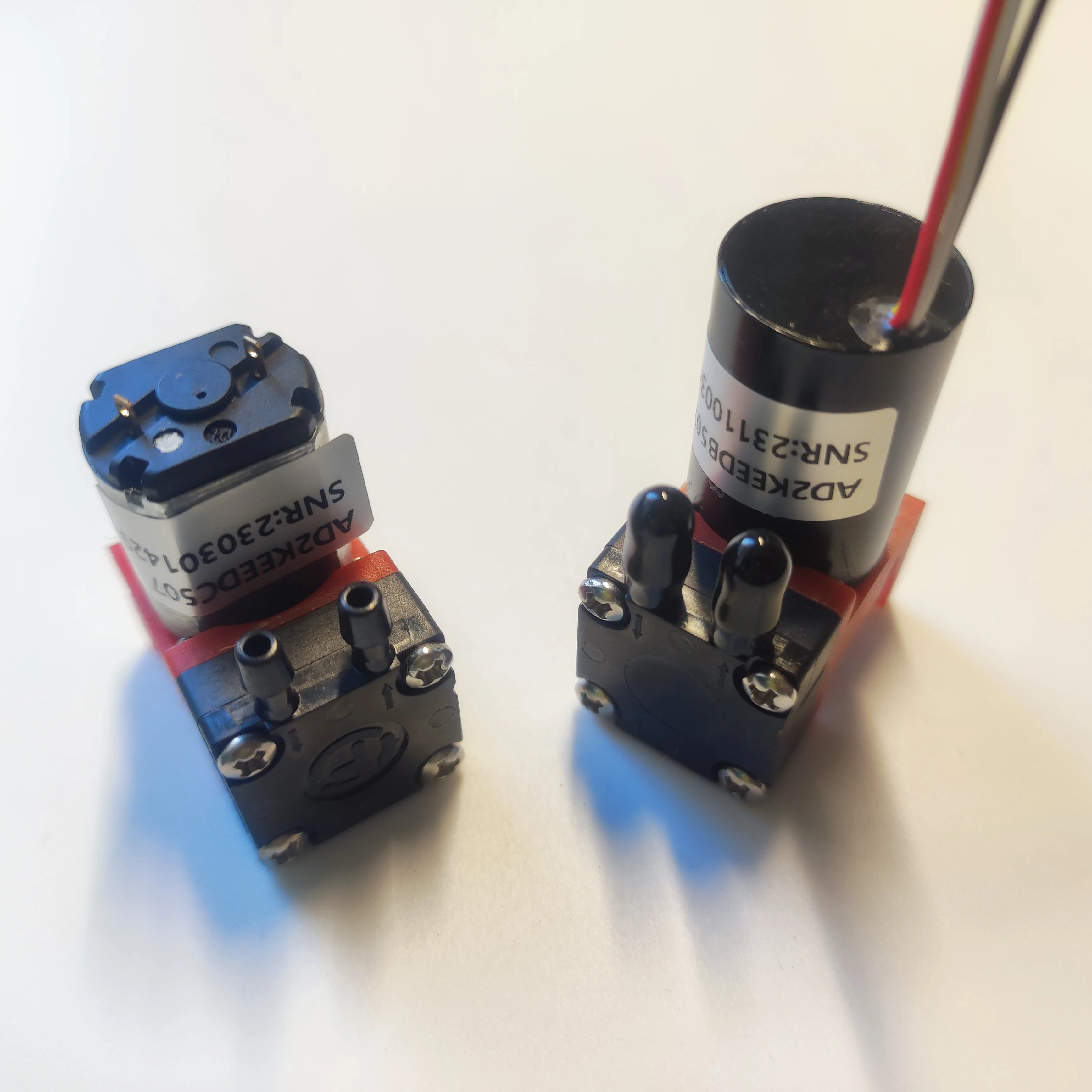 مضخة هواء صغيرة بمحرك تيار مست - مراجعة Air Pump Silent وسعره