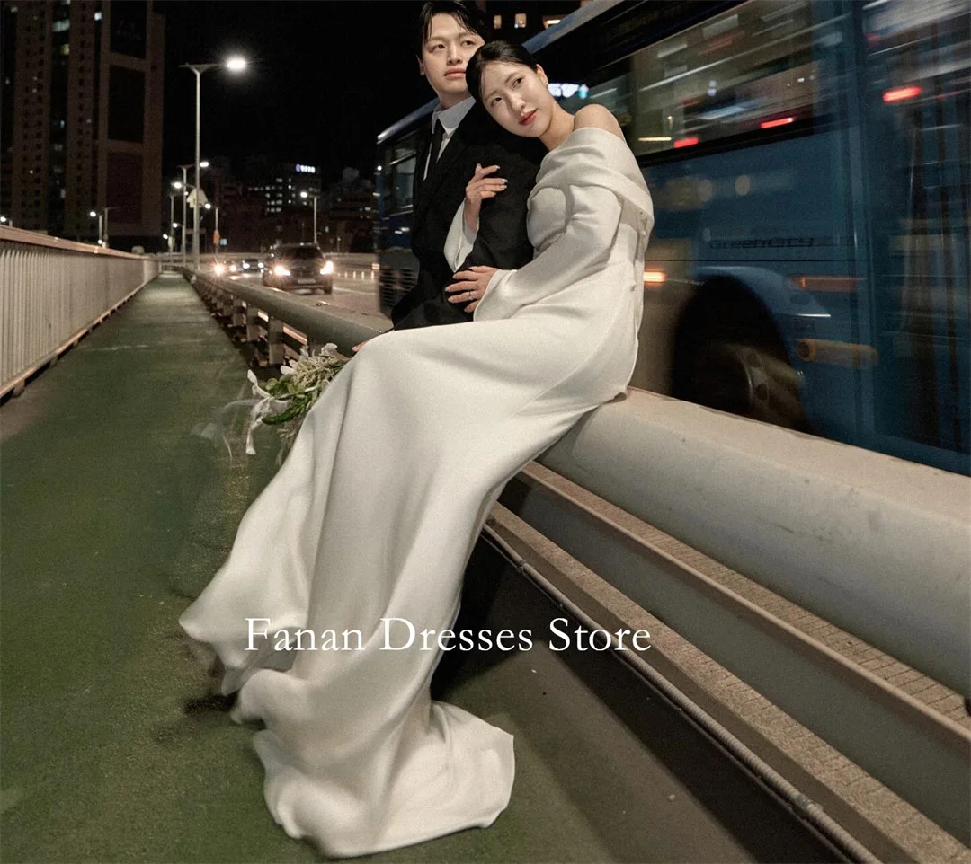FANAN Bretelles Spaghetti Corée Sirène Robes De Mariée Dende Sedia Satin Ivoire À Lacets Simple Personnalisé Jolies Robes De Mariée Grande Taille