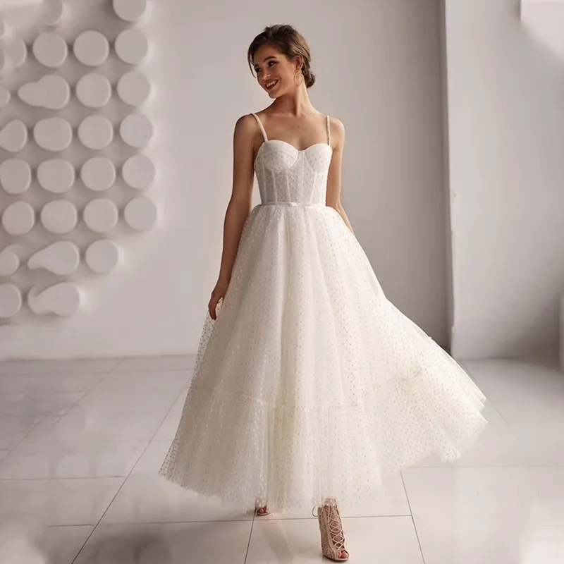 Simple A-Line Tulle Wave dot Wedding Dress Sleeveless Strapless Bridal Gowns Sexy Spaghet Strap Backless Lace Up Ankle-Length