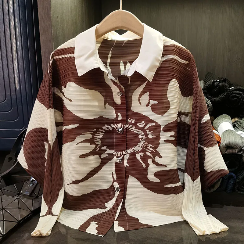 

Miyake Pleated Shirt Niche Print Short Section Fold Jacket Top Spring Color Collision Loose Big Size Long Sleeve Pleat Cardigan