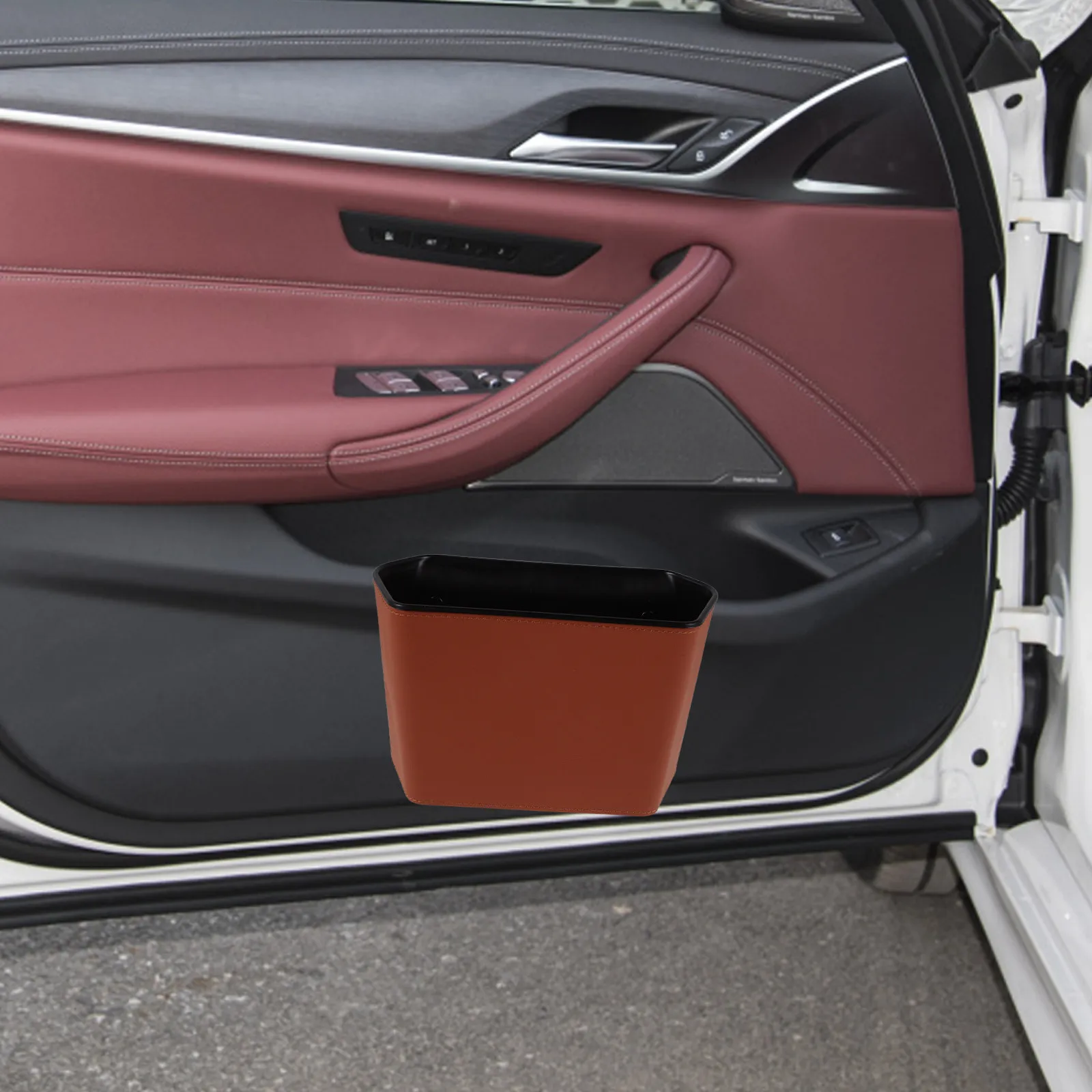 Small Removable Car Trash Can Clip on Vehicle Garbage Container Bin Leakproof Waterproof Hanging Trash Bin for Suv Truck Car