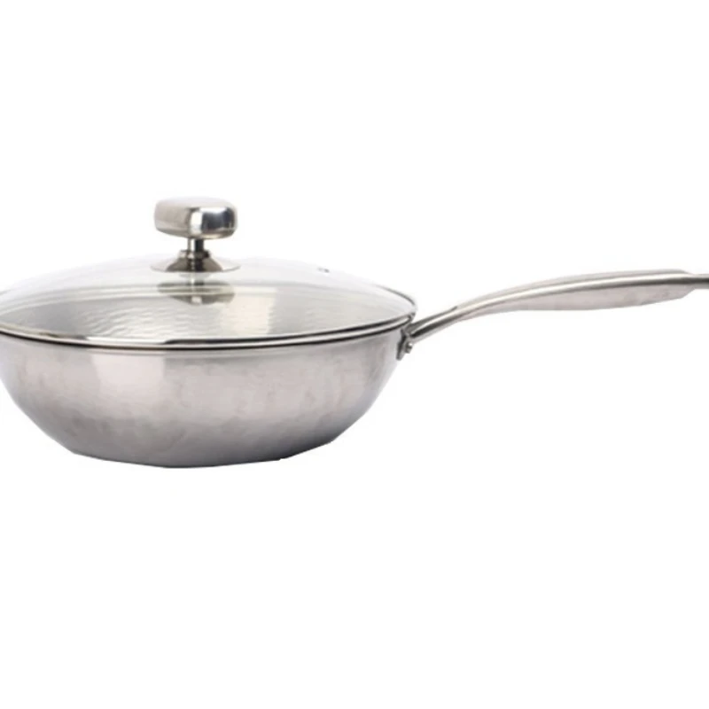 

The new pure titanium wok is hand-hammered and forged. The titanium pan has no coating and is not easy to stick.