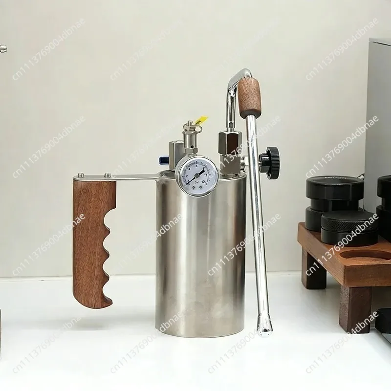 Outdoor camping steam milk frother, coffee latte art frother, stainless steel direct fire milk frother, household use