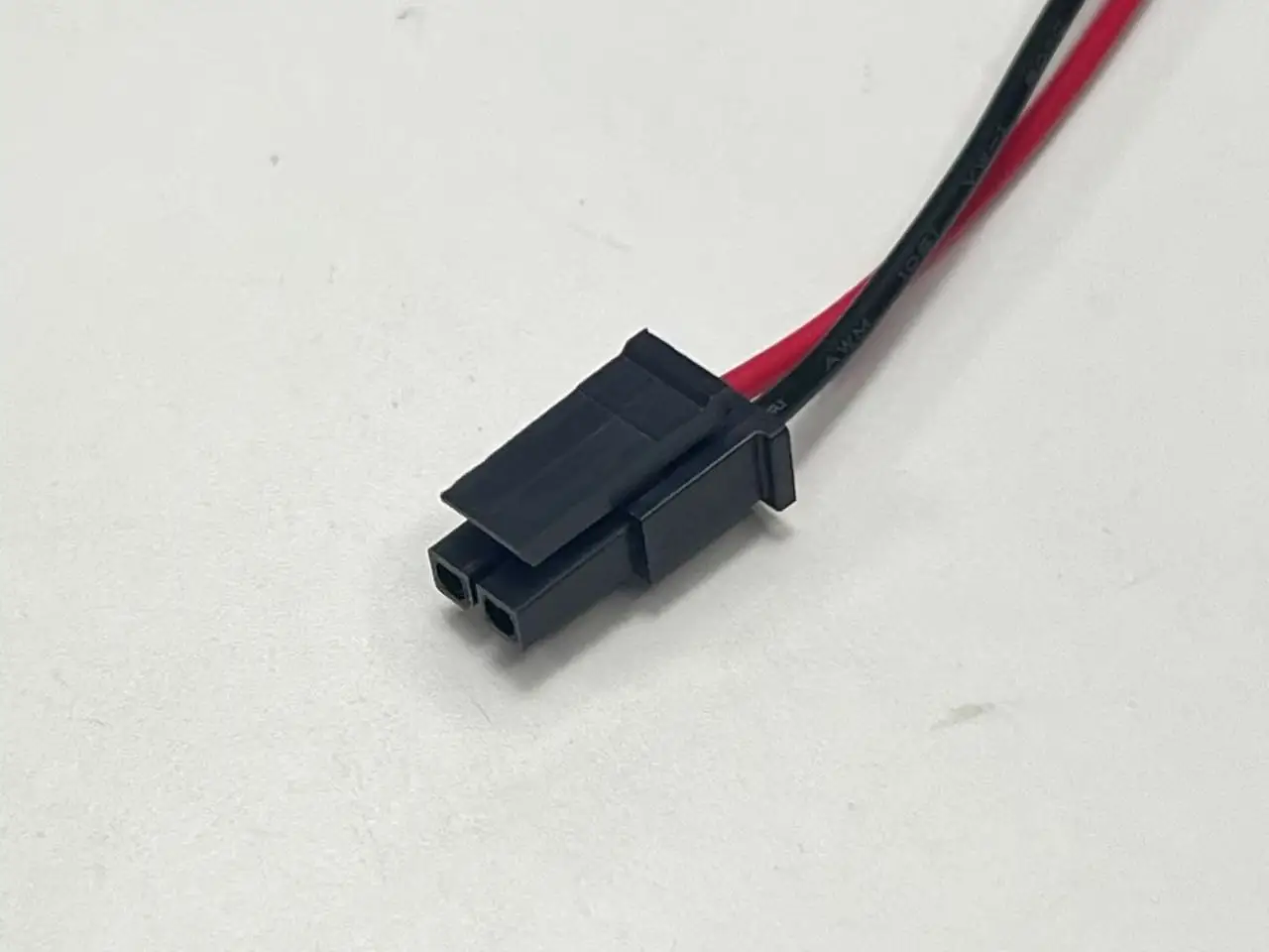 

436450200 Wire harness, MOLEX MICRO FIT 3.0mm Pitch OTS Cable, 43645-0200, 2P With UL1061, 20AWG Wires, Off the Shelf