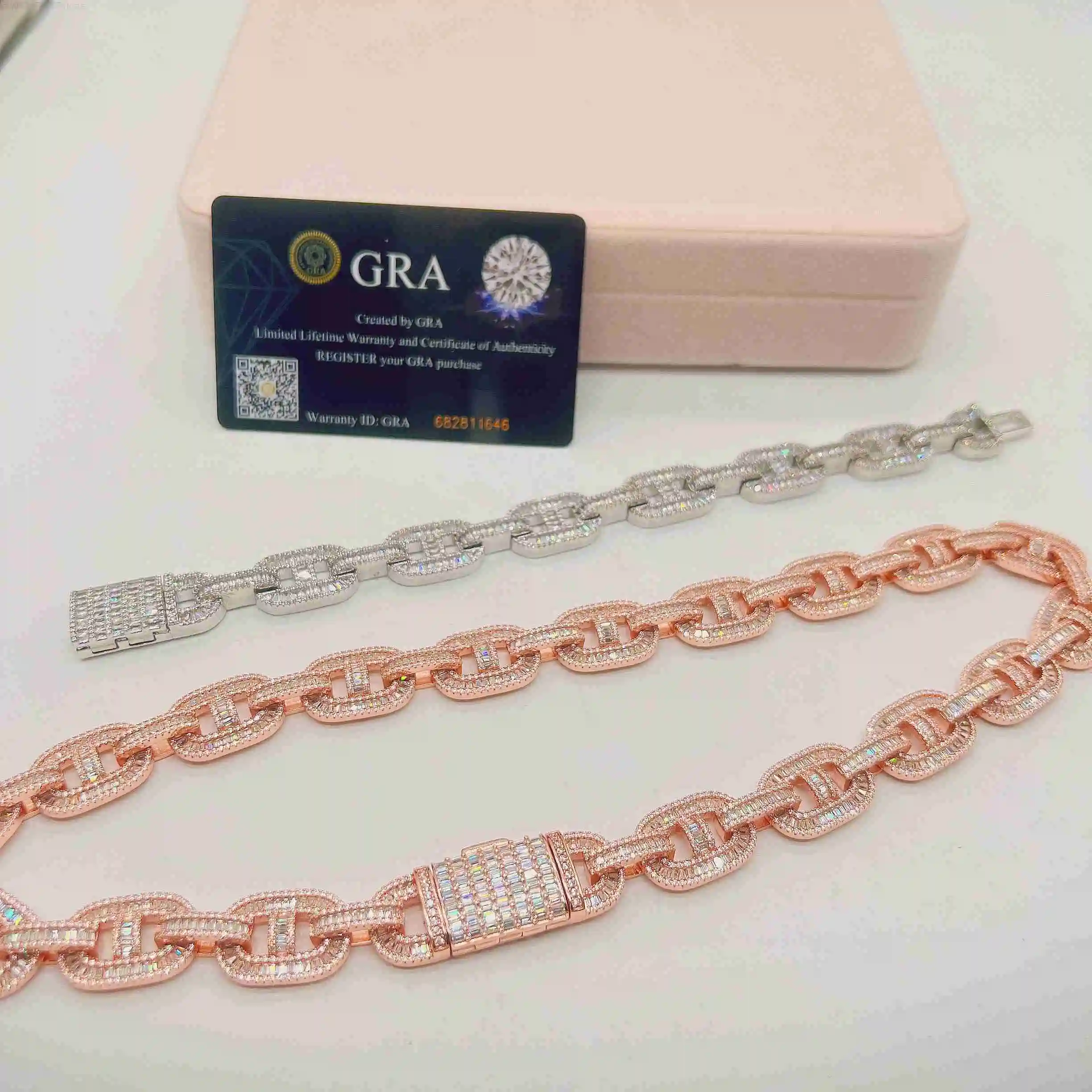 

Fashion Luxury Jewelry Sterling Silver 925 Men Pendant Vvs Moissanite Cuban Link Chain