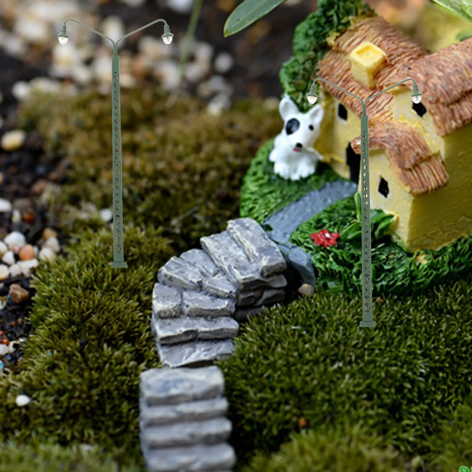 

2Pcs Mini Railroad Light Stainless Steel ABS Simulated Train Light for Micro Landscape Mini House Decor Sand Table Lighting