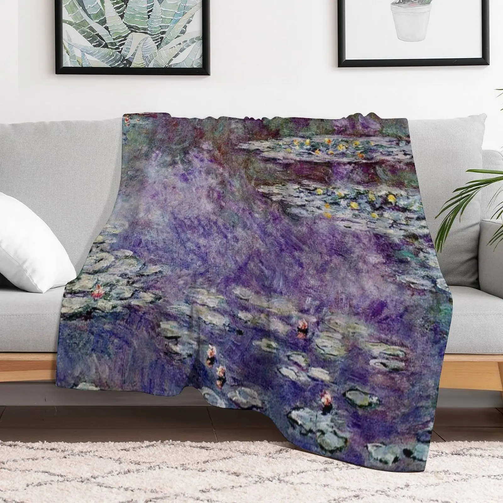 

Lavender Water Lilies Les Nymphas Lavandes par Claude Monet Throw Blanket Luxury Luxury Throw Warm Blankets