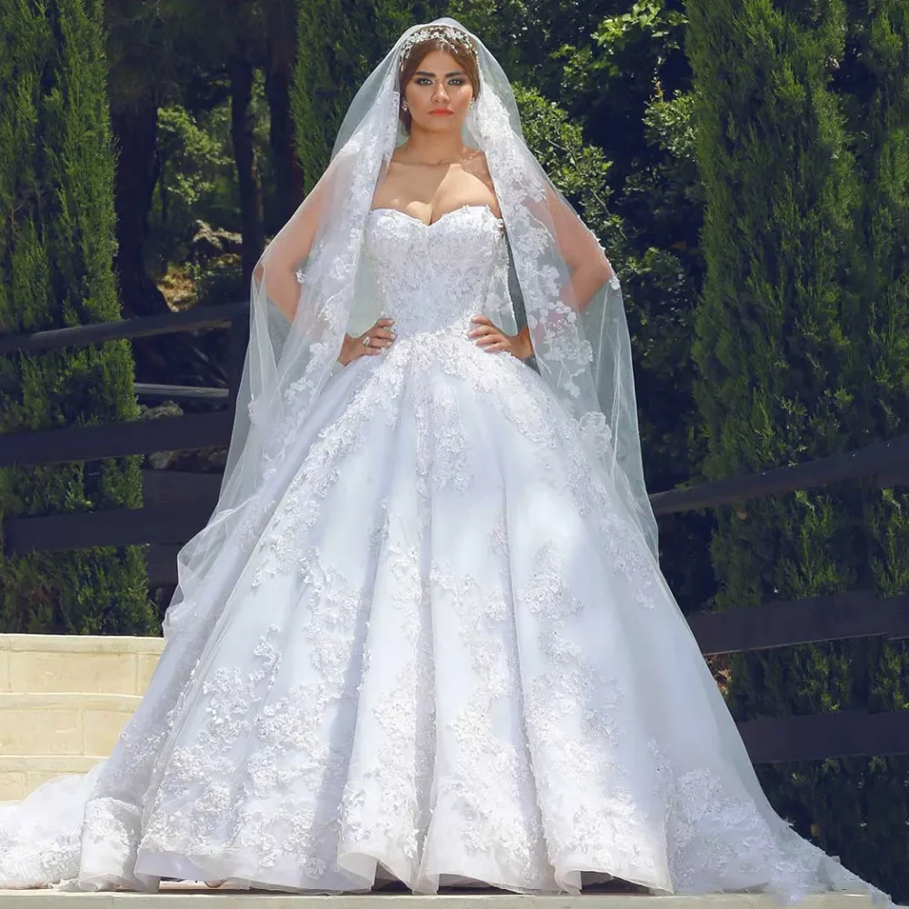 White Lace Ball Gowns Wedding Dresses Sweetheart Elegant Beaded 3 D Flower Custom Made Sexy Bridal Gowns