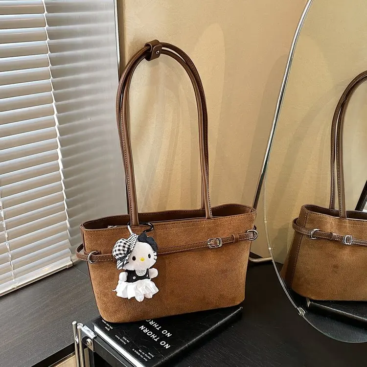 

Новинка 822, нишевая пригородная сумка большой вместимости, универсальная маленькая сумка, сумка на плечо, повседневная женская сумка, модная