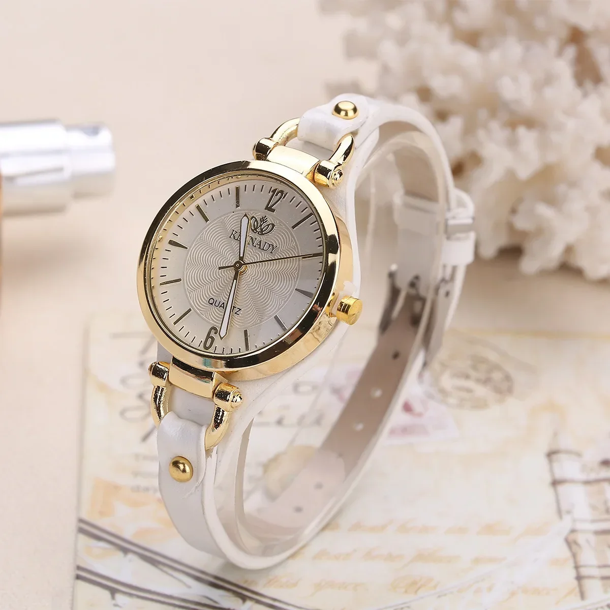 Small Round Dial Relojes Para Mujer Wristwatches Ladies Watch Elegant Leather Strap Quartz Watches for Women Casual Clock Gifts