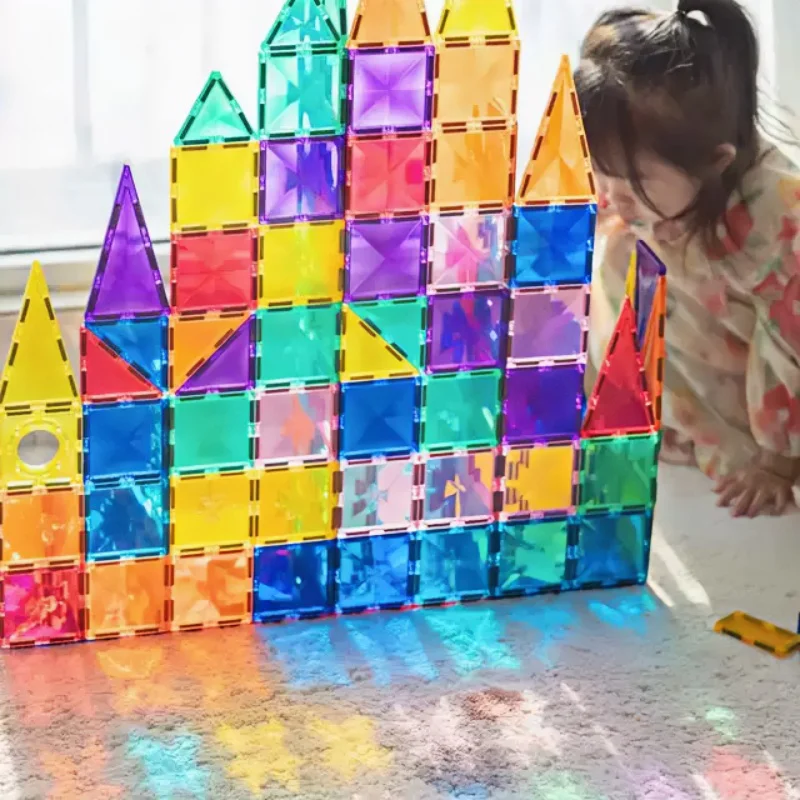 مجموعة مكعبات البناء المغناطيسية من Magplayer ألعاب تعليمية لبناء الفضاء من مونتيسوري هدايا عيد الميلاد للأطفال