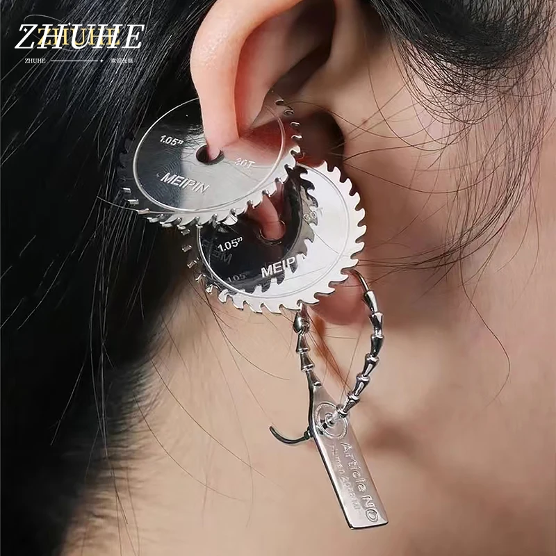 ZHUHE Gear مجموعة أقراط بإبزيم مضاد للسرقة على طراز Cyberpunk للأولاد والنساء مجوهرات للحفلات هدية مجوهرات رخيصة