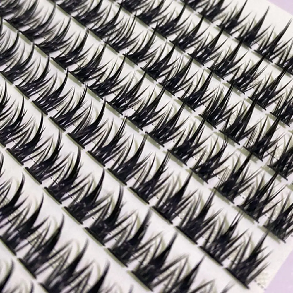 1 Box Trendy Fake Lashes Simulation Eyelashes Good Ductility Fake Eyelashes Eye Extension Thick Fluffy Lashes Decorative