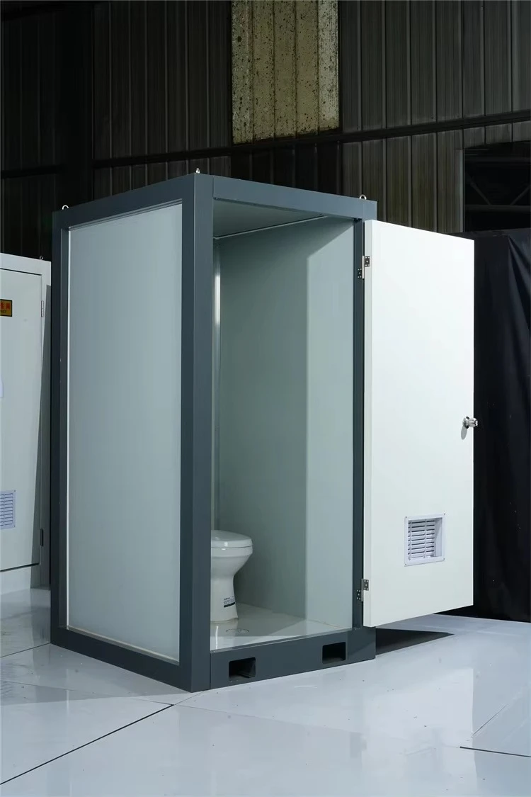 Portable Sanitary Toilet Wheeled Transportable Design Shockproof Base Stabilizer Legs Mining Field Remote Working Sanitary Stall