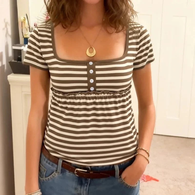 American Daily Gestreiftes, kontrastierendes T-Shirt mit quadratischem Ausschnitt und kurzen Ärmeln, sexy, würziges A-List-Casual-Basic-Oberteil für Mädchen
