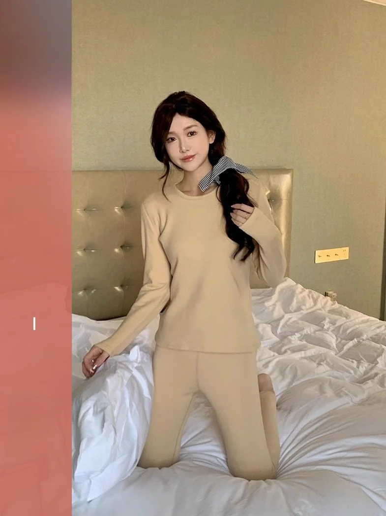 

Мягкий, приятный к телу теплый комплект нижнего белья для женщин: утягивающее термобелье из двух предметов, уютный зимний базовый слой от HUANG ZUO ZUO