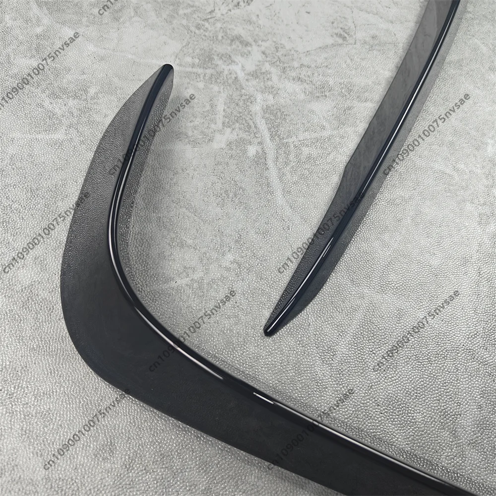 2PCS Front Bumper Gloss Black Upper Trim Wind Knife ABS For BMW 5 Series F10 F11 520i 528i 535i 550i M Sport 2010-2016 Spoiler