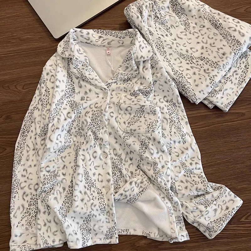 

Sliver Leopard Pajamas Suit Warm Velour Home Clothes Sexy Loungewear 2Pcs Nightwear Long Sleeve Top Pant Soft Sleepwear