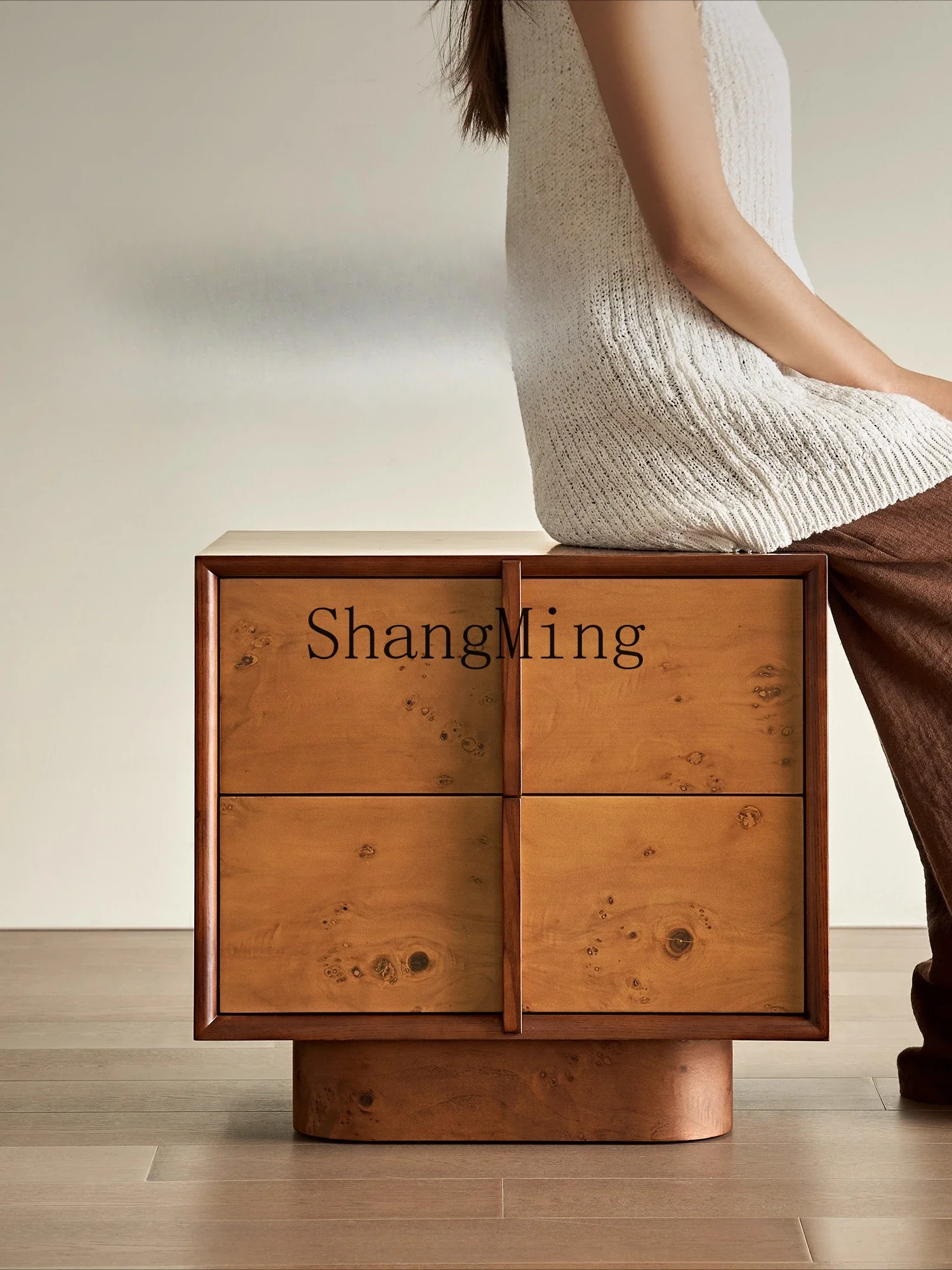 ZYY طاولة بجانب السرير لغرفة النوم المنزلية من الخشب الصلب وخزانة بجانب السرير في العصور الوسطى #5