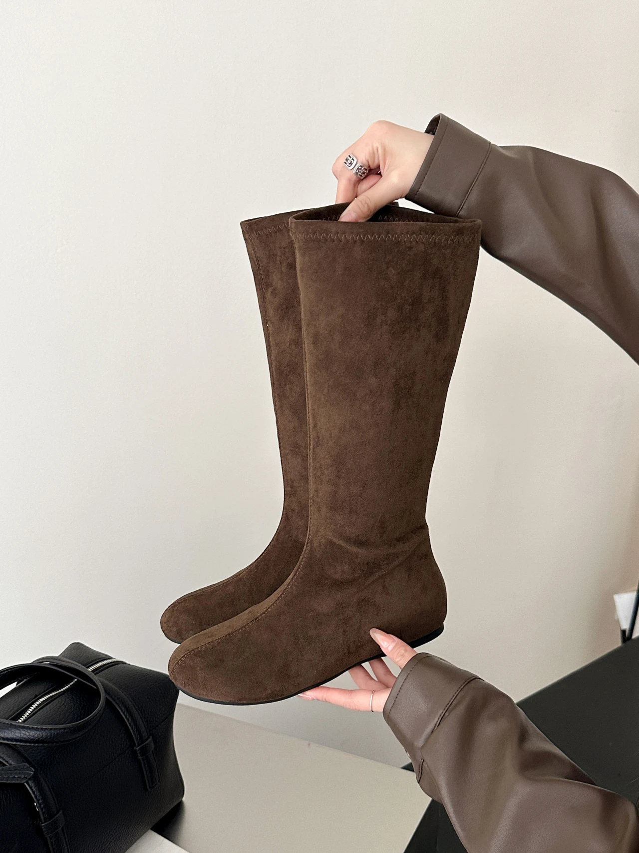 Vintage Long Boots for Women, New Knight-style Round-toe Flat Versatile Boots