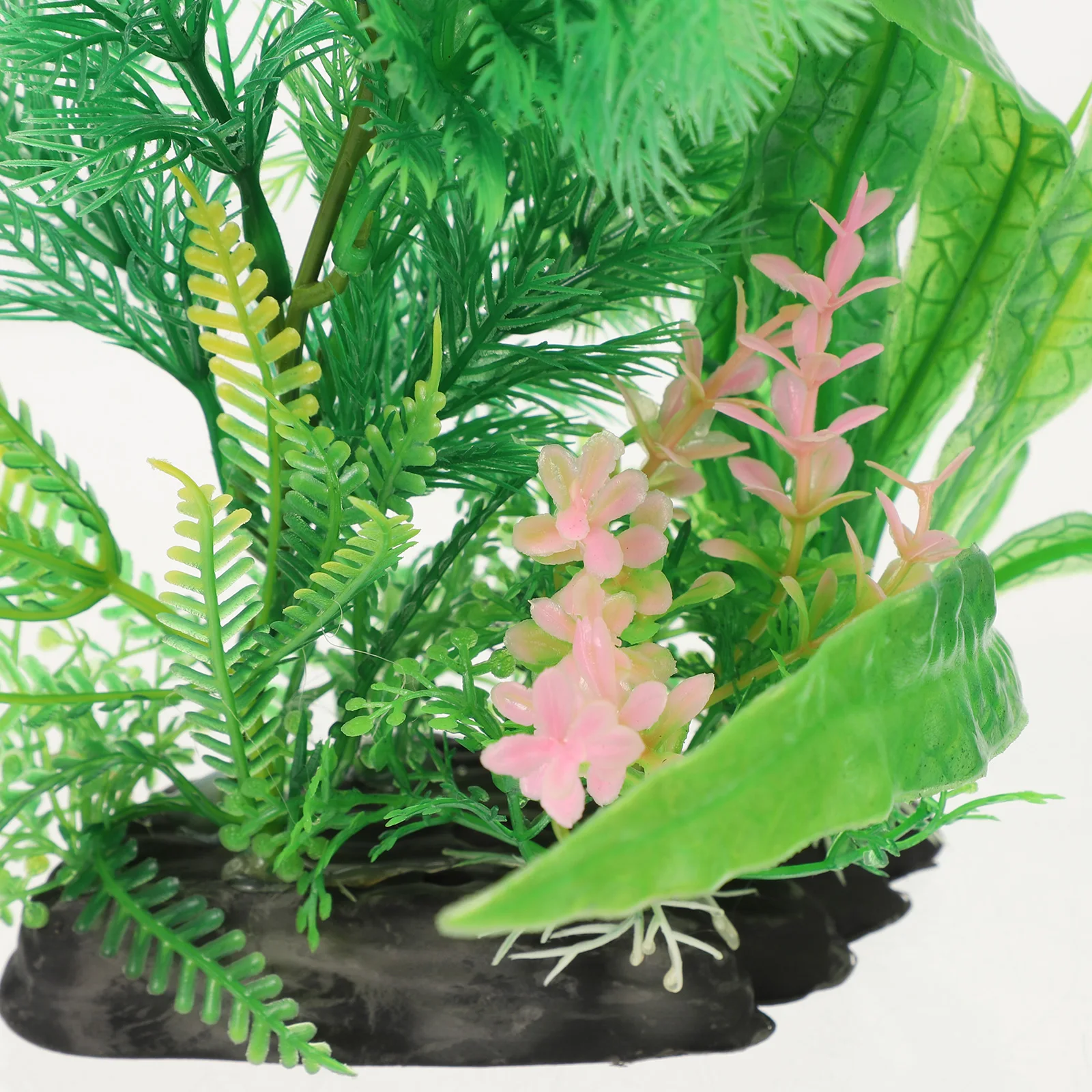 

2pcs Delicate Wear-Resistant Fake Aquarium Decorations Safe Artificial Fish Tank Plants Vivid Lifelike Textured Decorative Faux