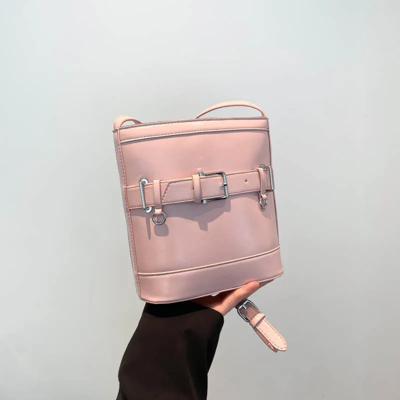 

2025 Summer Solid Bucket Bag, with Belt Buckle Chic New Stylish Bucket Bag, Belt Detail for Work