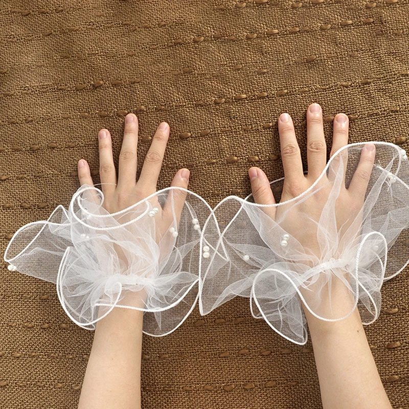 1Pair Nail Art Tulle Fake Pleated Cuff Photo Backgrounds For Nail Photography Nail Tips Display Embellish Pearls Tulle Sleeve