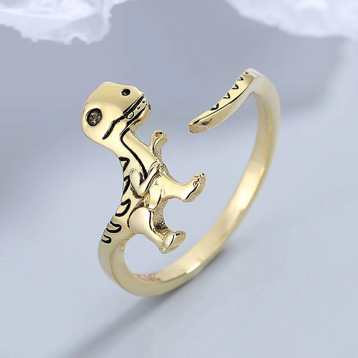 1 Piece Cute and Fashionable Alloy Tyrannosaurus Rex Open Ring Suitable For Boys and Girls To Wear Daily Rings