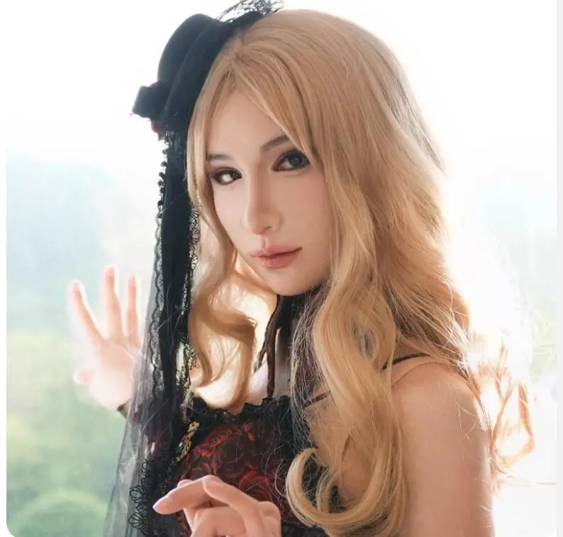 (إصدار روزينا بلس)) قناع متقاطع برأس كامل من السيليكون للمتحولين جنسيا من الذكور إلى الإناث مع جذع الثدي DMS M30R #2