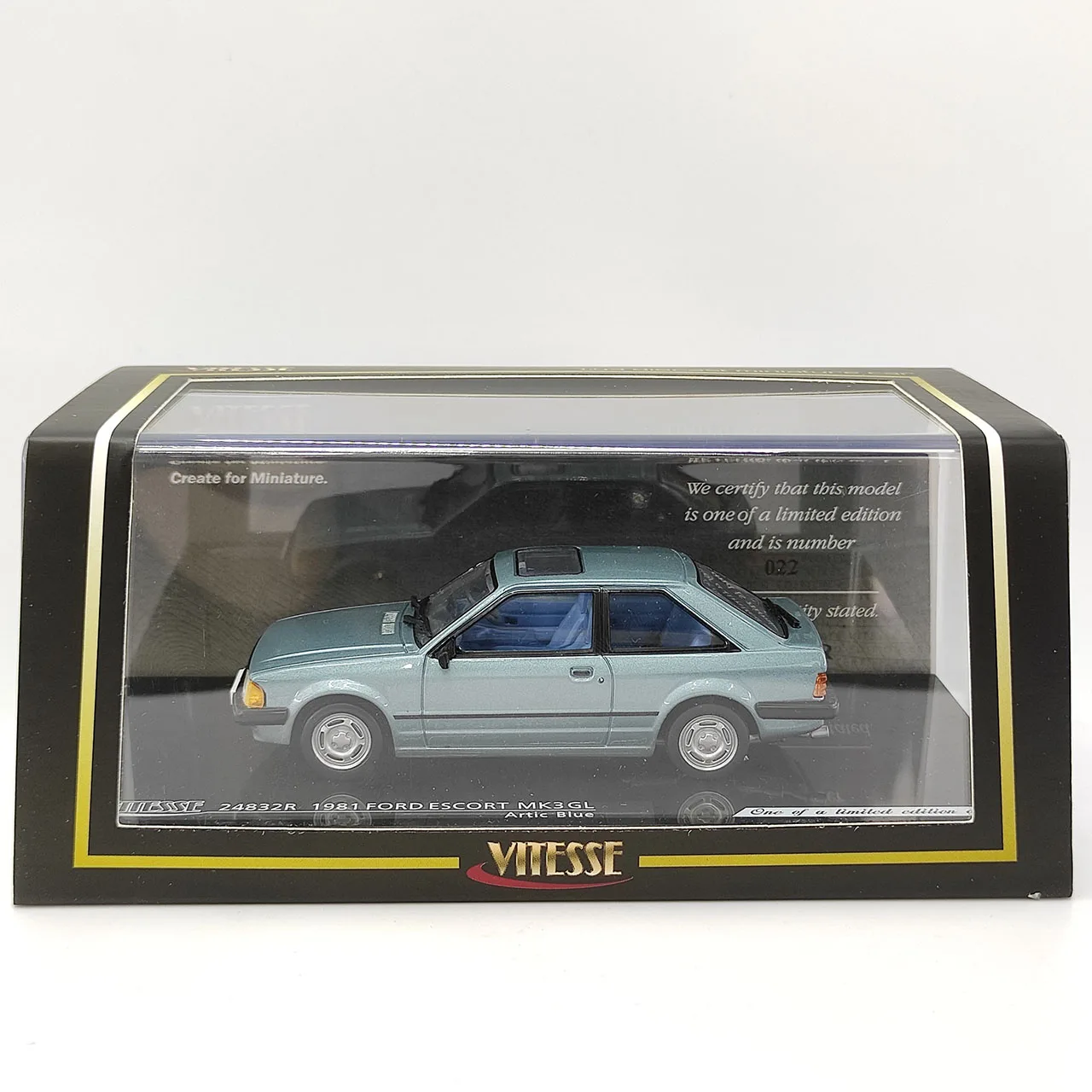 

Дефект поверхности краски, литой под давлением VITESSE, масштаб 1:43, 1981, Ford Escort MK3 GL, синий сплав, модель автомобиля, Коллекционная игрушка, подарок, сувенир