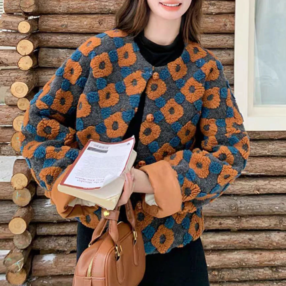 French loose short coat women's clothing 2025 winter new fashion three-dimensional flower warm cotton-padded coat top