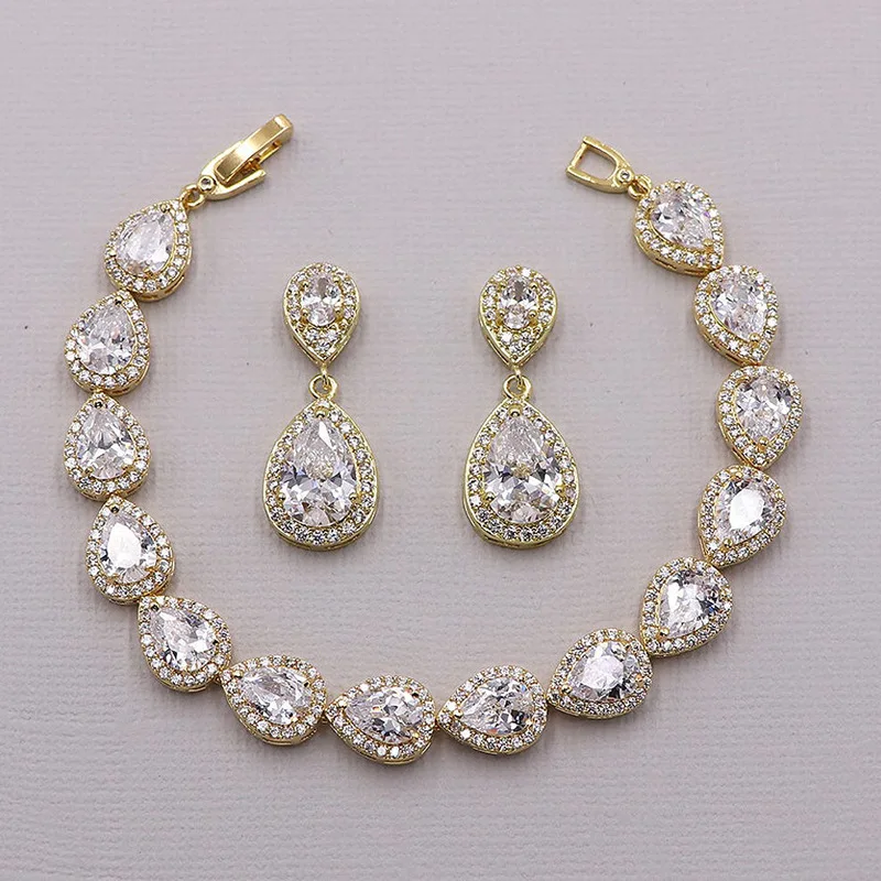 

New Pattern Bridal Jewelry Earrings Bracelet Necklace Three Piece Set CHD21221