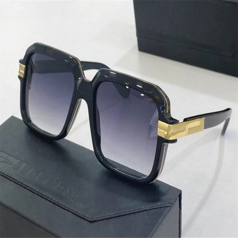 

Women with vintage square sunglasses Luxury brand glasses black leather case Recreational sunshade mirror for men and women C607