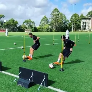 Juego de rebote de entrenamiento de tiro de fútbol.
