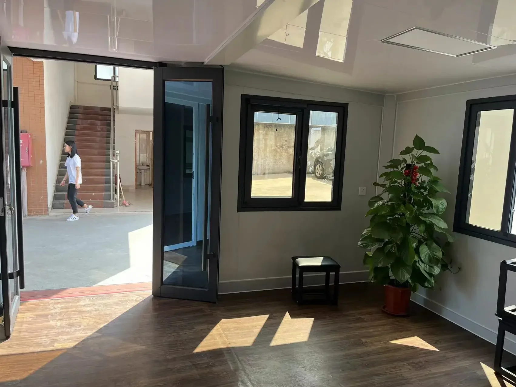 Mobile Home 2 Bedroom With Bathroom Portable Living Container House 20ft 40ft Expandable Container House