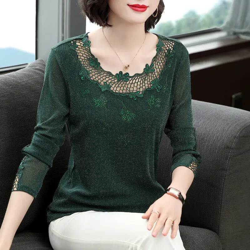 Spring and Autumn Women\'s Solid Color Splicing O-Neck Long Sleeve Slim Rhinestone Lace Hollow Out Pullovers Classic Trendy Tops