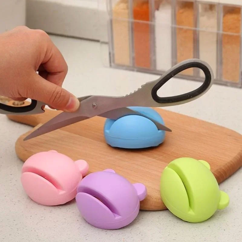 Mini Cartoon Frog Knife Grinder Portable Kitchen Knife Grinder Knife Stick Home Supplies