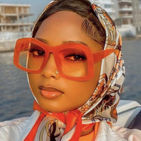 New Luxury Brand Designer Oversized Sunglasses Women For Men Trendy Punk Big Frame Sun Glasses Vintage Candy Sexy Ladies Shades