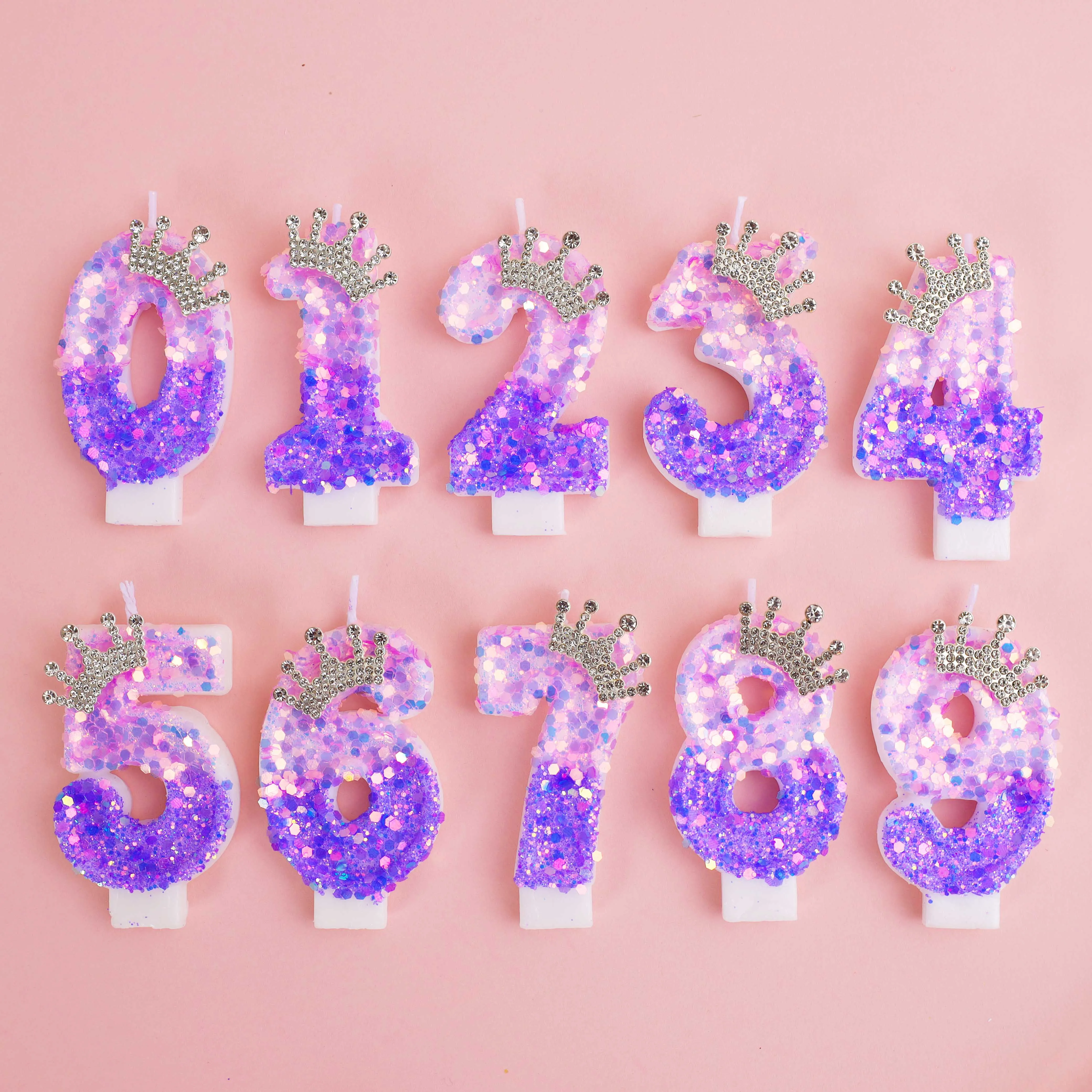 0-9 Lila & Rosa Ombre Glitzer-Kronen-Zahlen-Geburtstagskerze, Prinzessinnen-Stil Funkelnder Kuchenaufsatz für Mädchen 1./2./3. Geburtstag – Detail 4