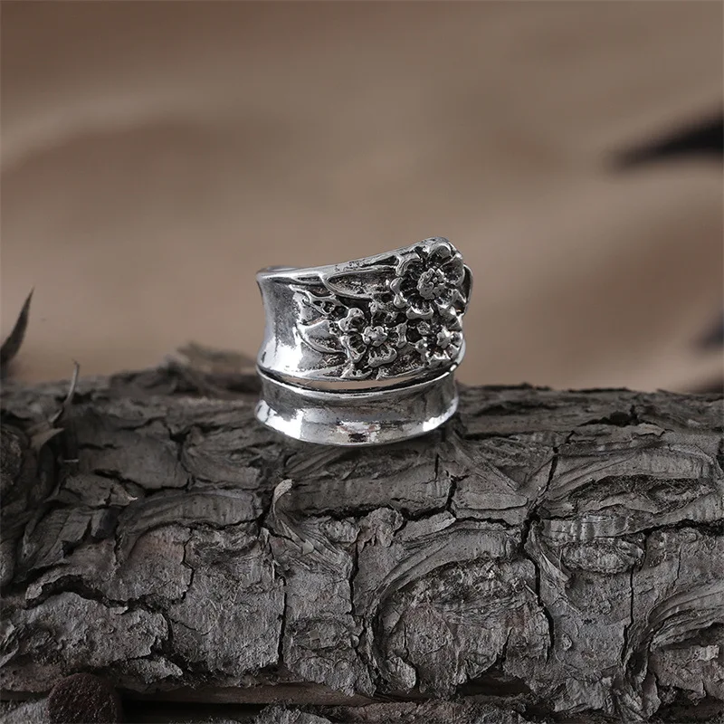 

DIY accessories European and American cross-border new retro simple sunflower flower ring, old small daisy opening adjustable ri