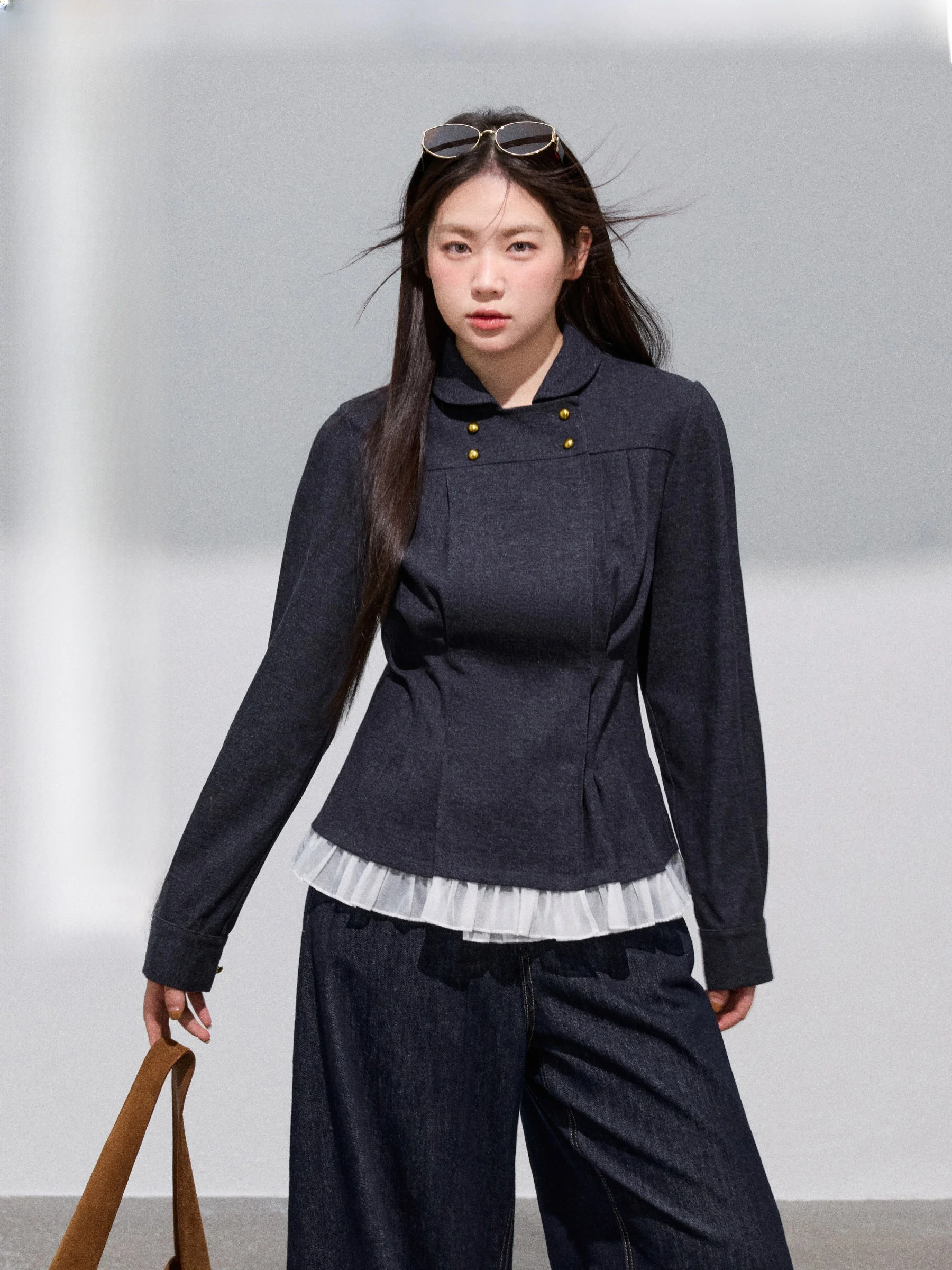 

Комплект из джинсовой рубашки и джинсов Jiulu Studio "Wandering Evening" больших размеров: повседневный наряд с плиссировкой и утягивающим поясом для женщин больших размеров