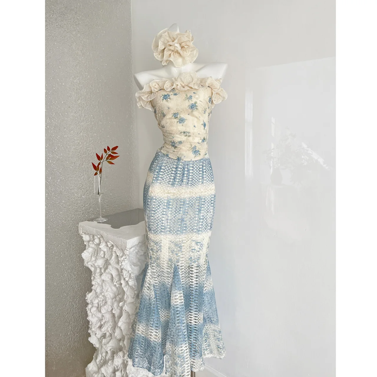 

Shoulder Bared Floral Print Gradient Slim Fit Fish Tail Skirt And Top Set Women's Summer Fashion Outfit Half Sleeve Casual Wear